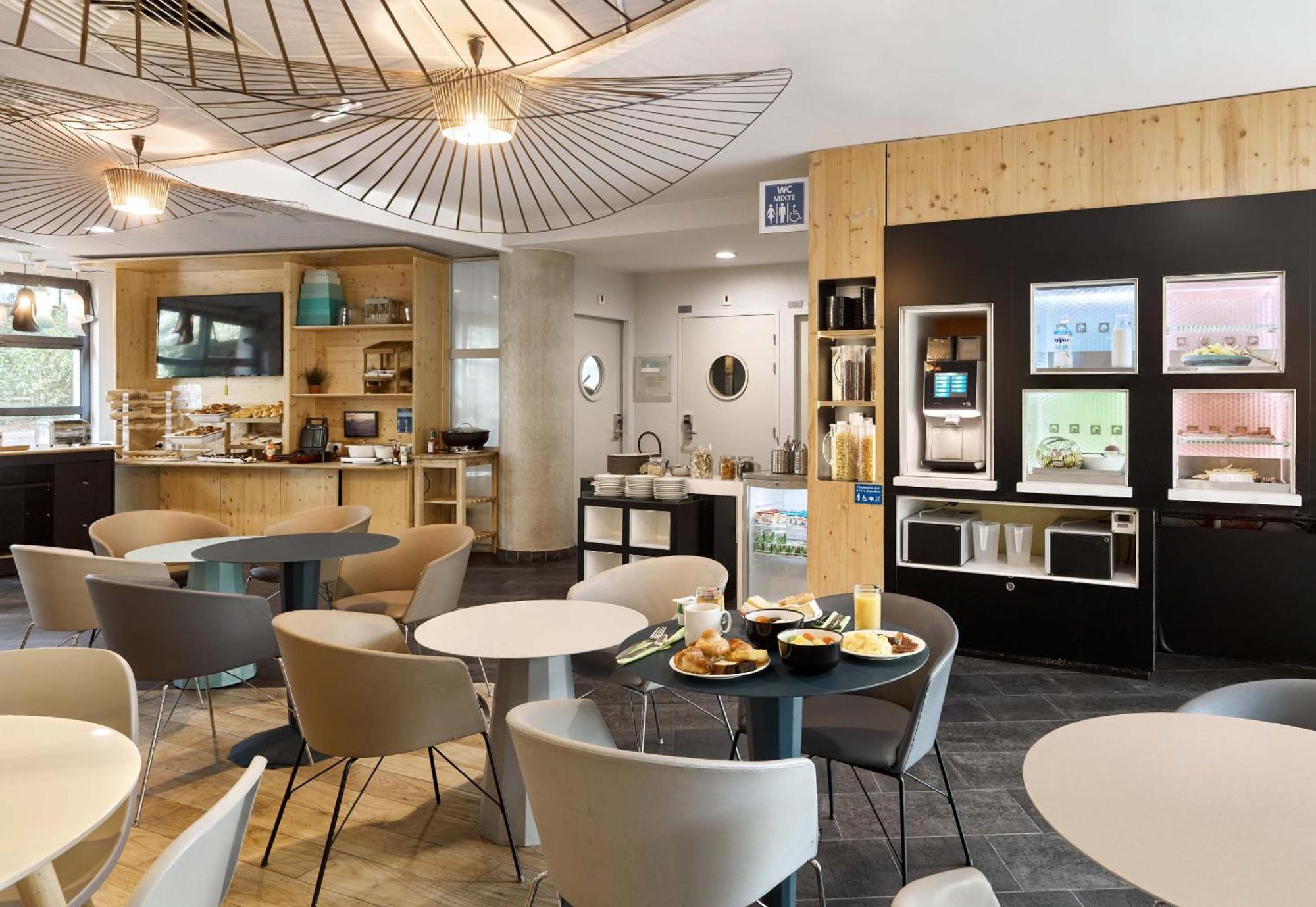 B&B Hotel Velizy Est Εξωτερικό φωτογραφία