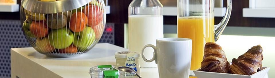 B&B Hotel Velizy Est Εστιατόριο φωτογραφία